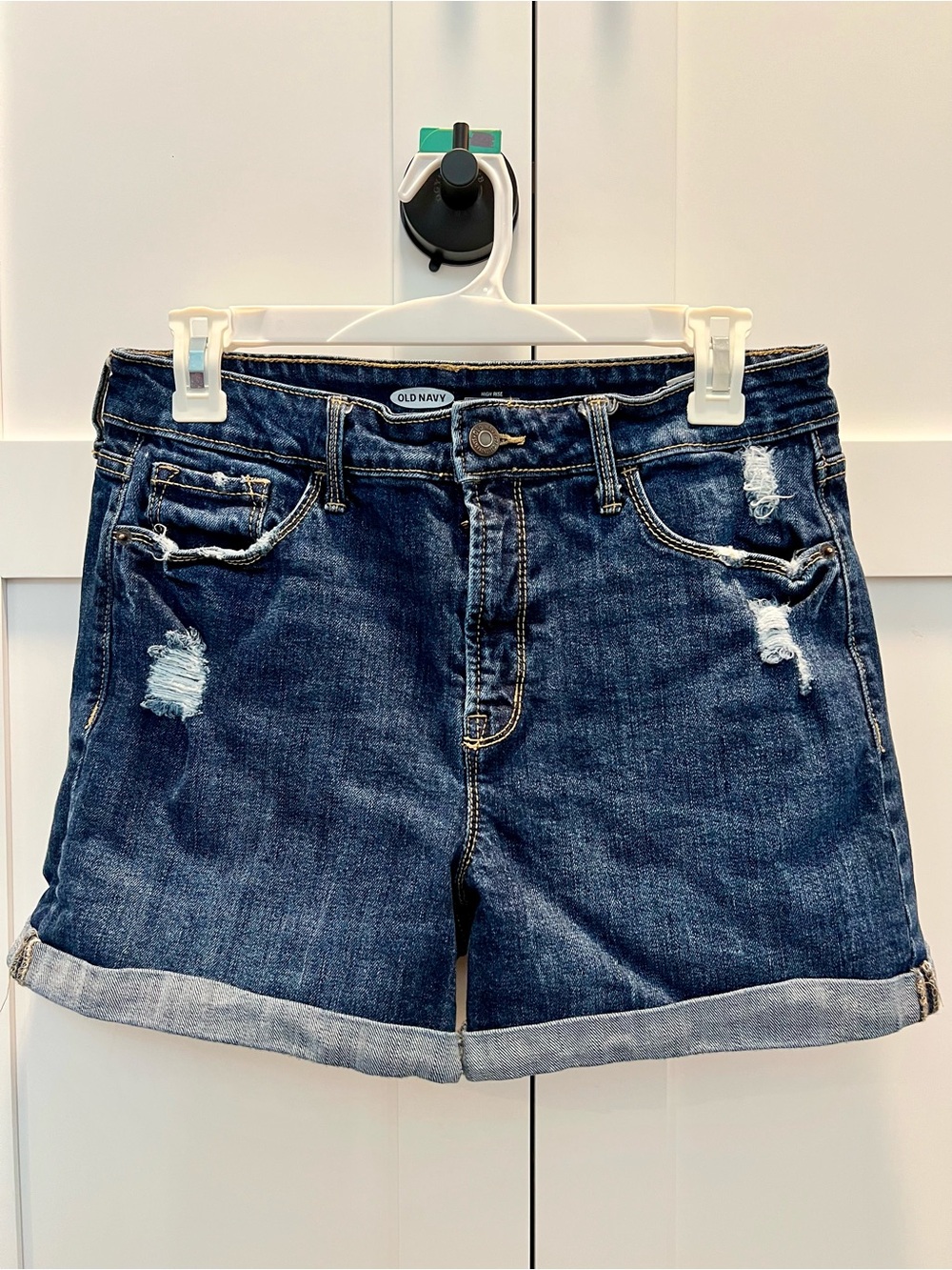 Old Navy High Rise Denim Shorts Distressed Cuffed Hem Size 8